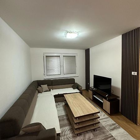 Vila Max SJJ Exterior foto
